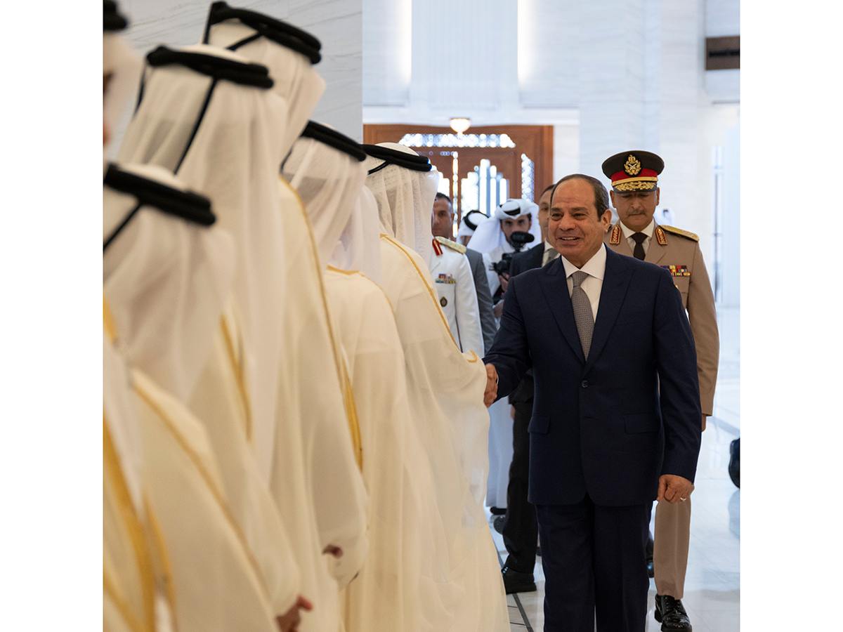سمو الأمير والرئيس المصري يعقدان جلسة مباحثات رسمية