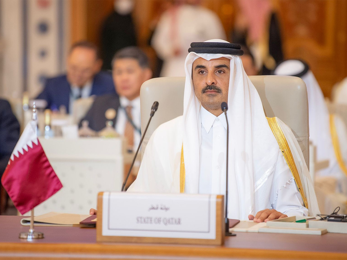 سمو الأمير يشارك في القمة العربية الإسلامية المشتركة غير العادية