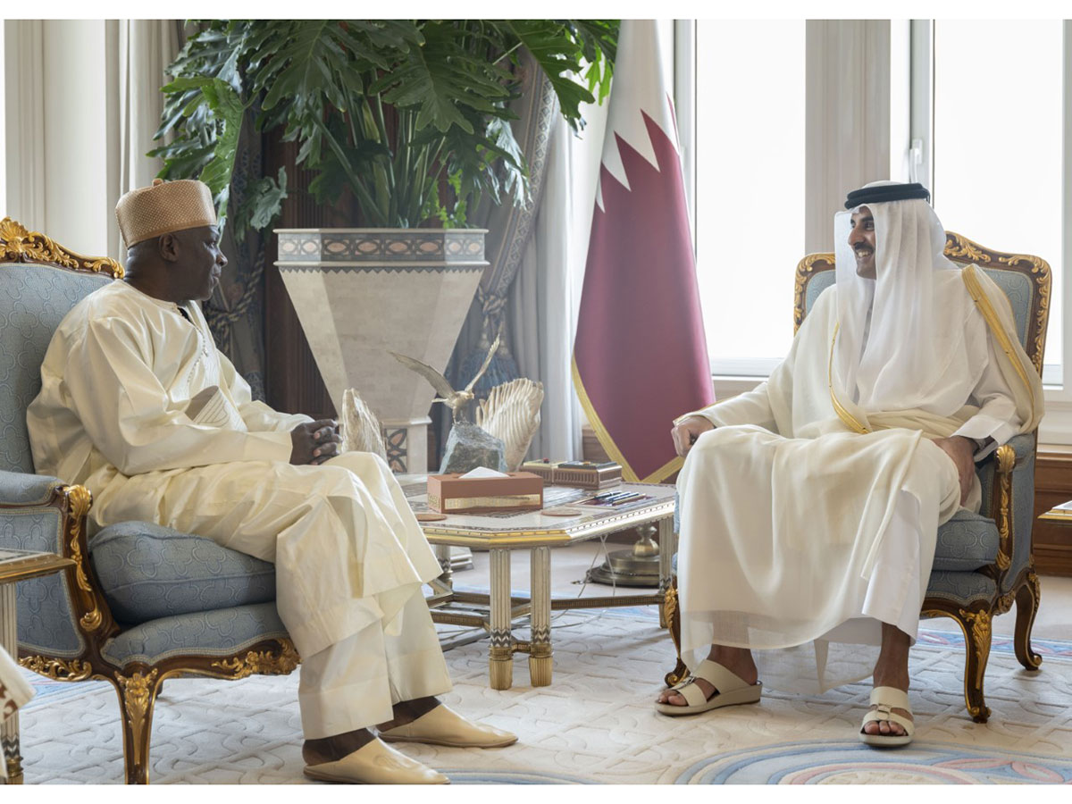 HH the Amir Meets Ambassadors of Kuwait, Iraq, Cyprus, Argentina and Guinea