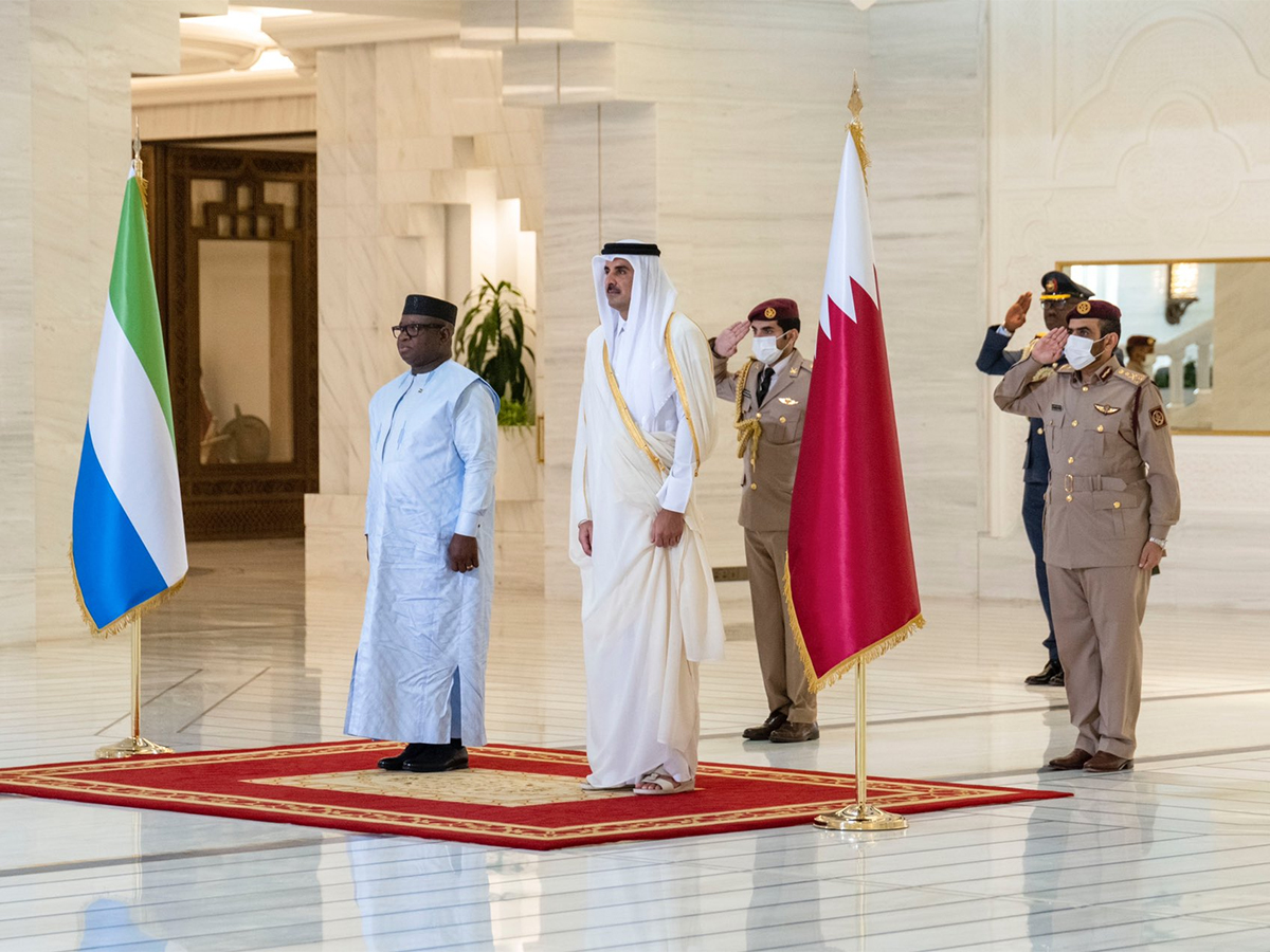 HH The Amir Holds Official Talks Session with President of Sierra Leone