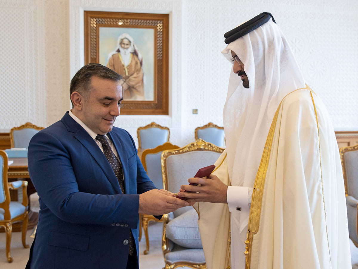 HH the Deputy Amir Grants Al Wajbah Decoration to Ambassador of Azerbaijan