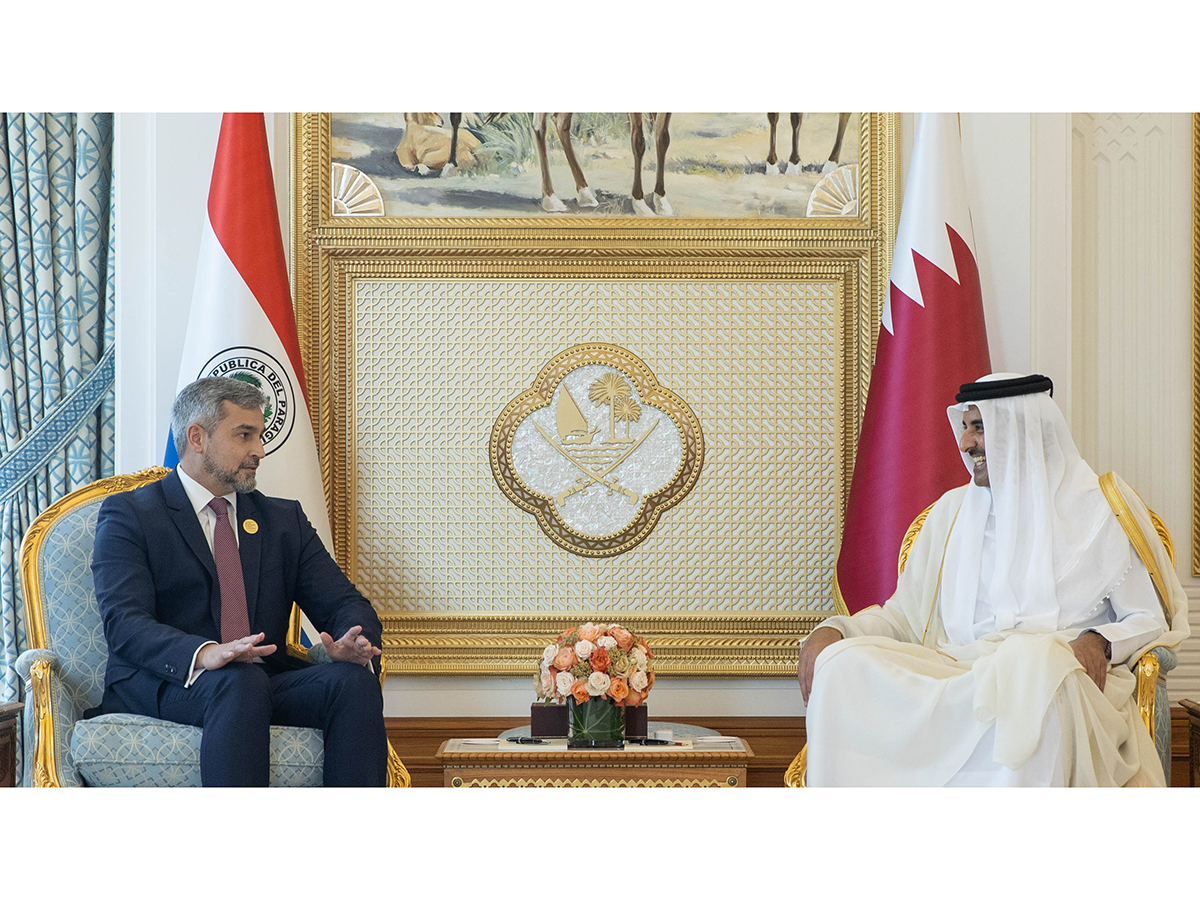 HH the Amir Meets President of Paraguay