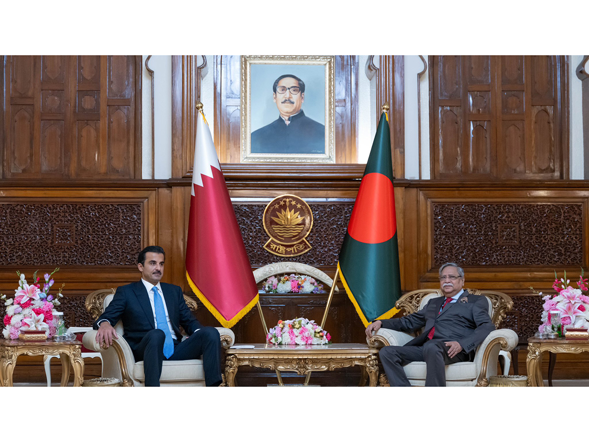 HH the Amir Holds Meeting with President of Bangladesh