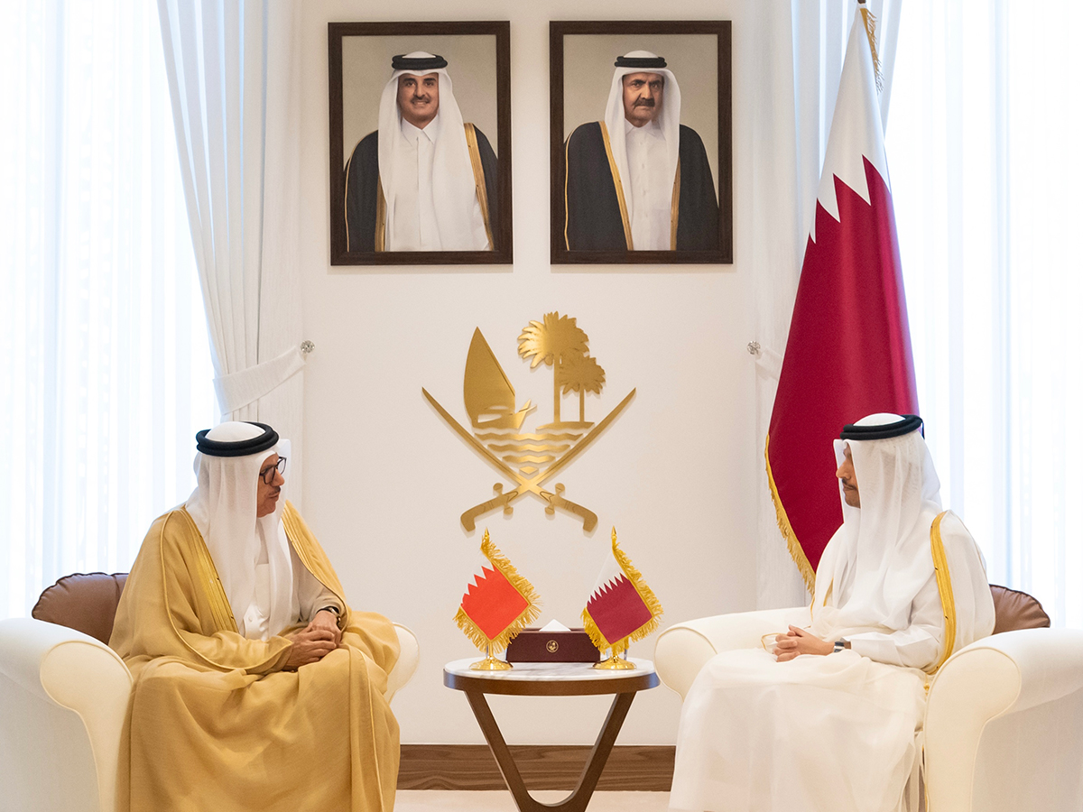Le Premier ministre et ministre des Affaires étrangères reçoit le ministre des Affaires étrangères de Bahreïn